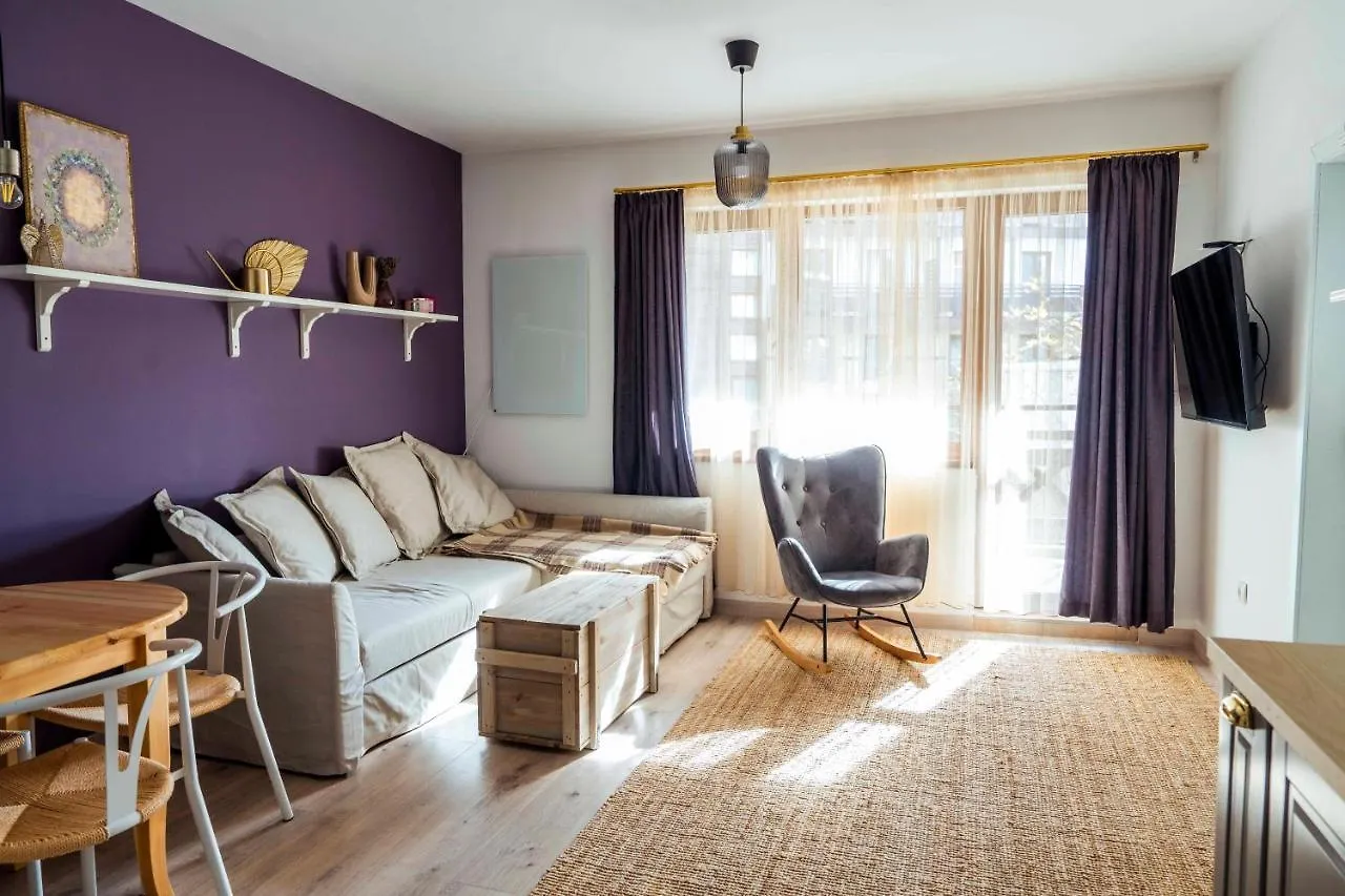 Apartment Large Stylish 2-Bedroom Apt, 2Min Walk To Ski Path, 7-8Min Walk To Gondola Bansko